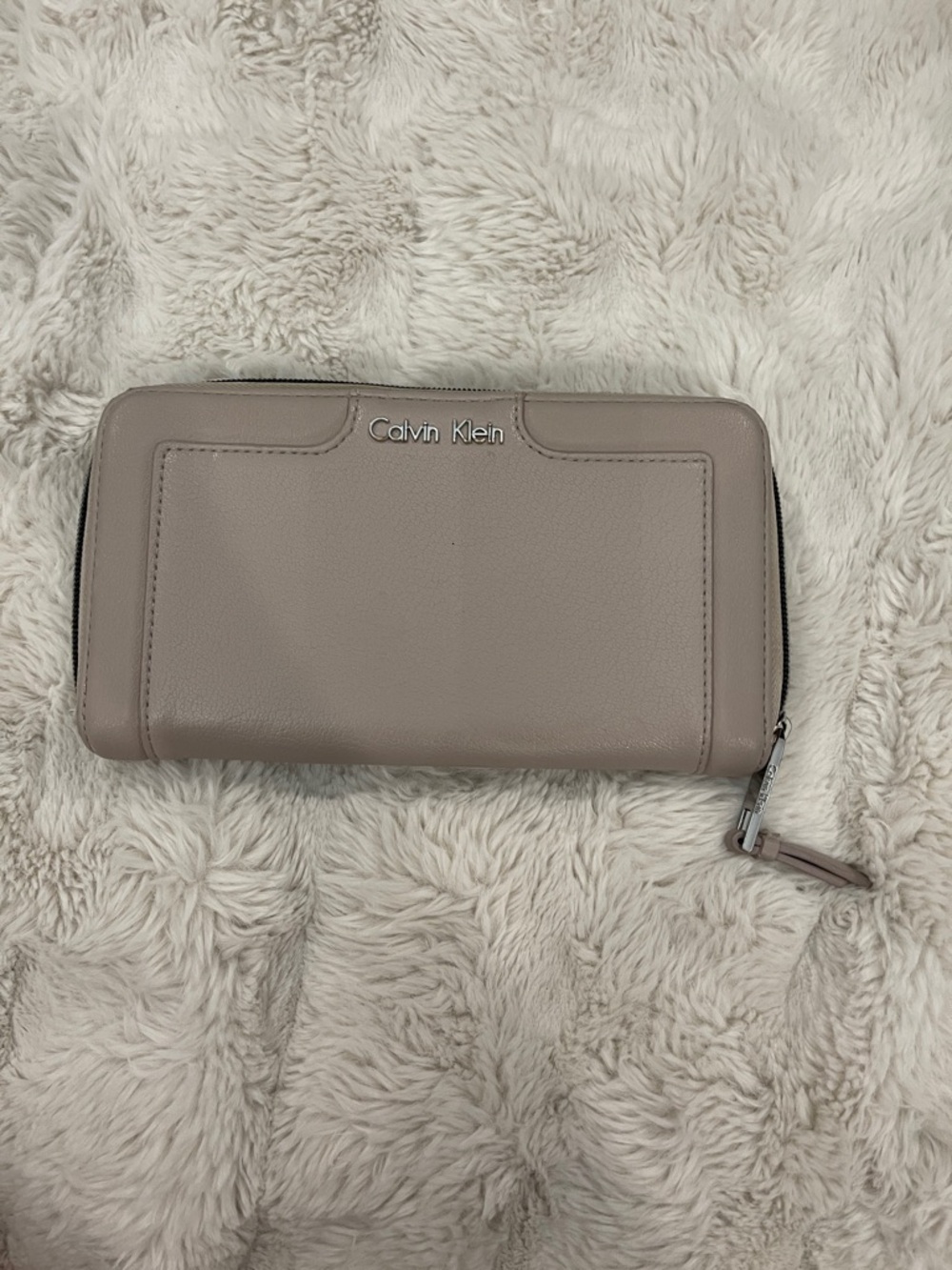 Calvin Klein Pebble Leather Zip Wallet in Greige